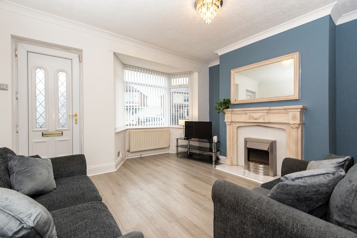 2 Bedroom House
