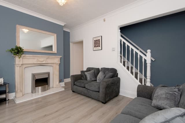 2 Bedroom House Darlington | Parking - View 1