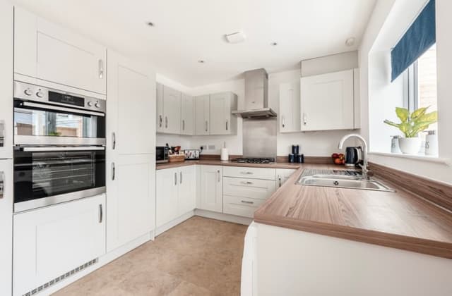 Sleeps 6 • Contractors • Insurance • Relocation  - View 2