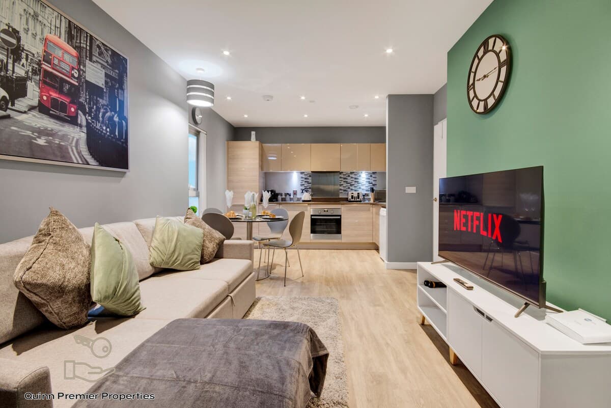 Deluxe Croydon Apartment - NHS & Professionals