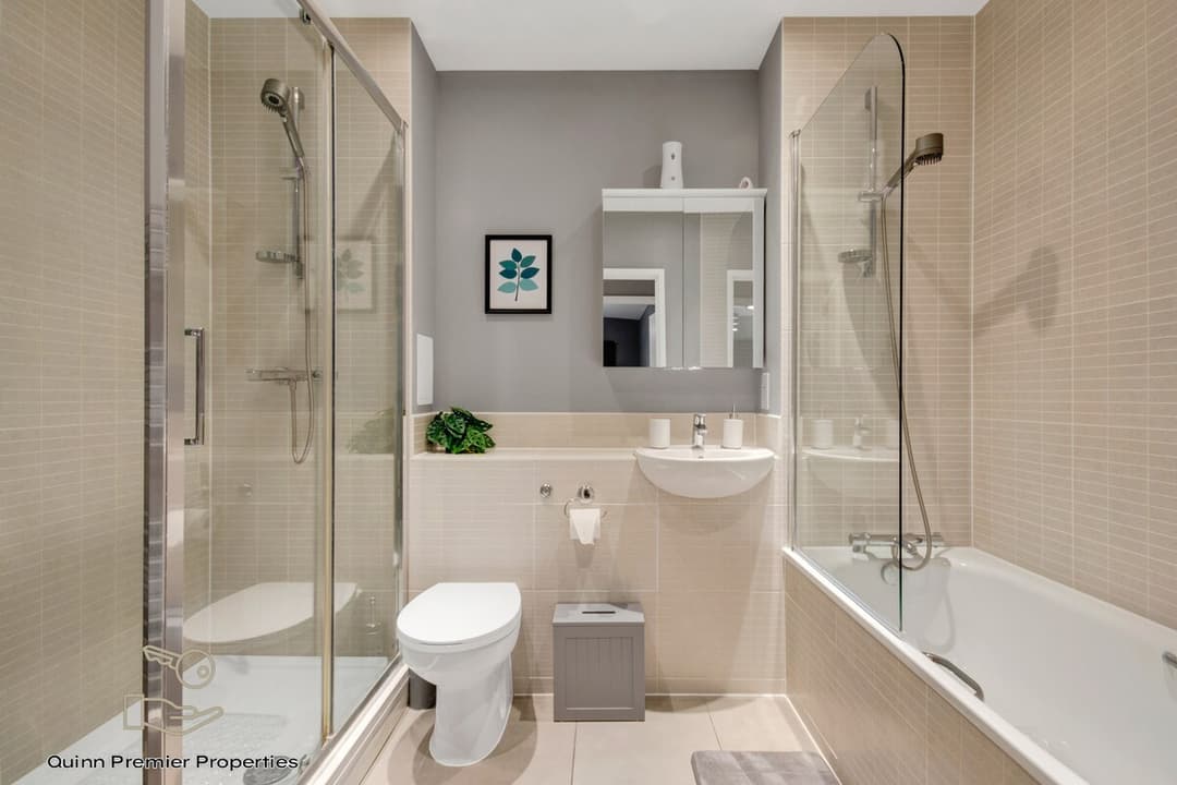 Deluxe Croydon Apartment - NHS & Professionals - View 4