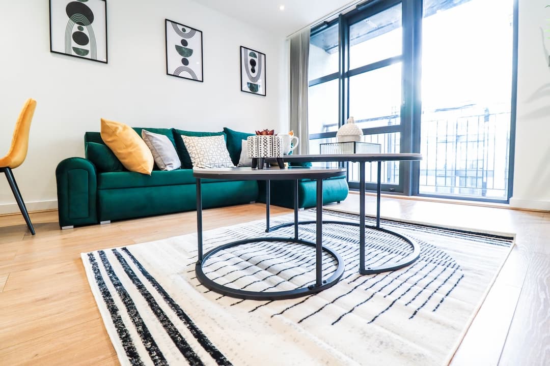 Stylish Canary Wharf Flat W/balcony - 5mins From Station - View 5