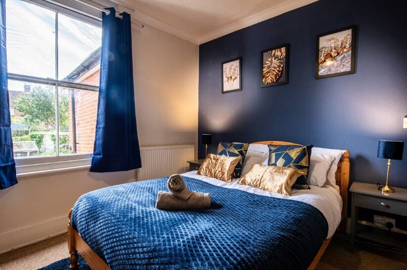 Victorian Home - City Centre  3 Bed - Free Parking - View 6