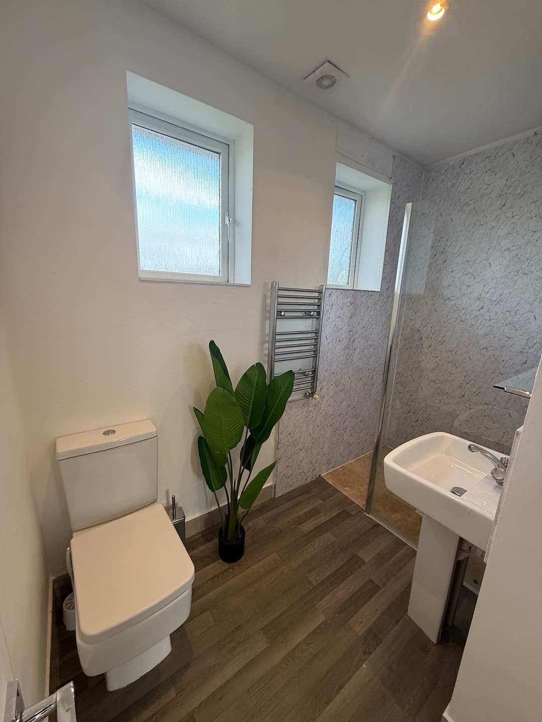 Spacious 6-bed Home Ideal For Contractors Working In London, Especially Near Wembley - View 3