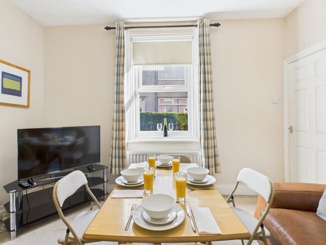 Shiremoor/ Newcastle-upon-tyne. 3 Bedroom/4 Bed House - View 2