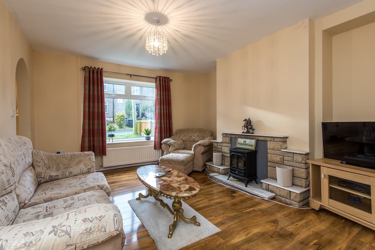 2 Bedroom House