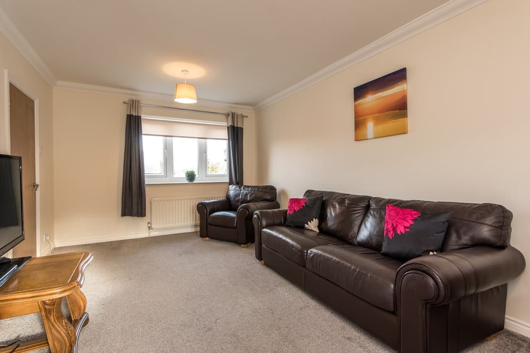 3 Bedroom House Langley Park Durham - View 2