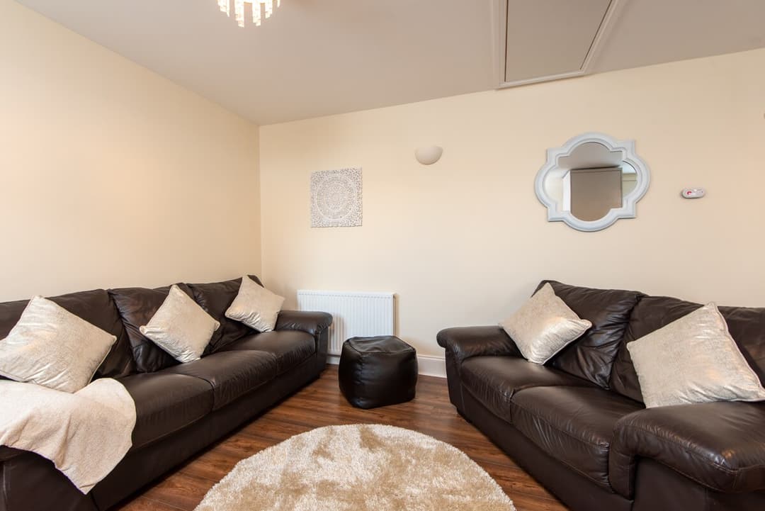 Modern ground floor apartment - View 3