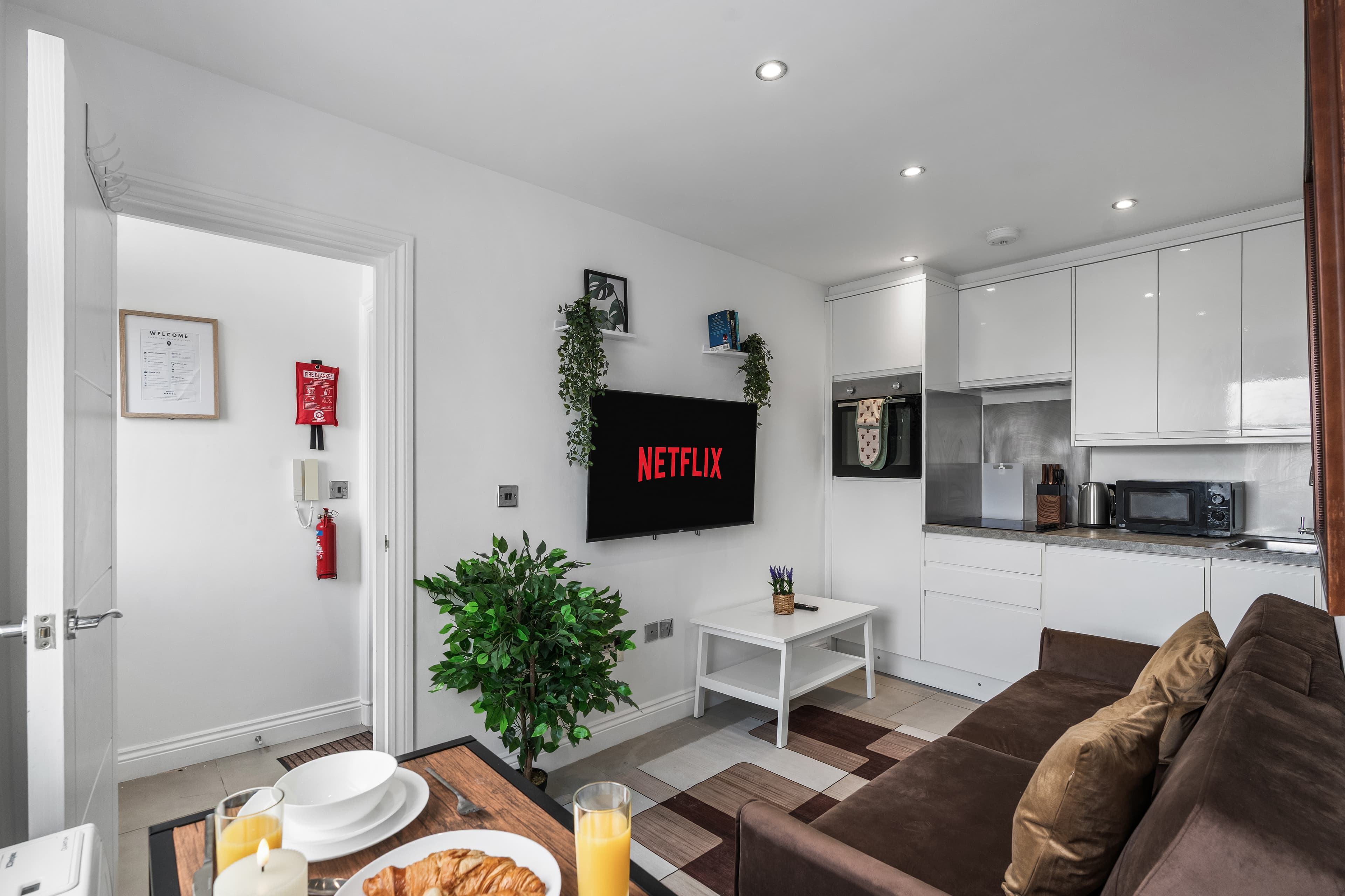 1 Bedroom Apartment