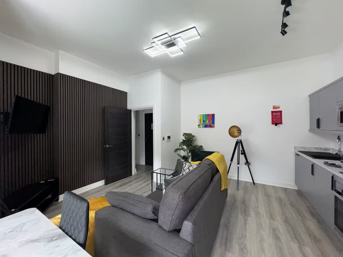 2 Bedroom Apartment