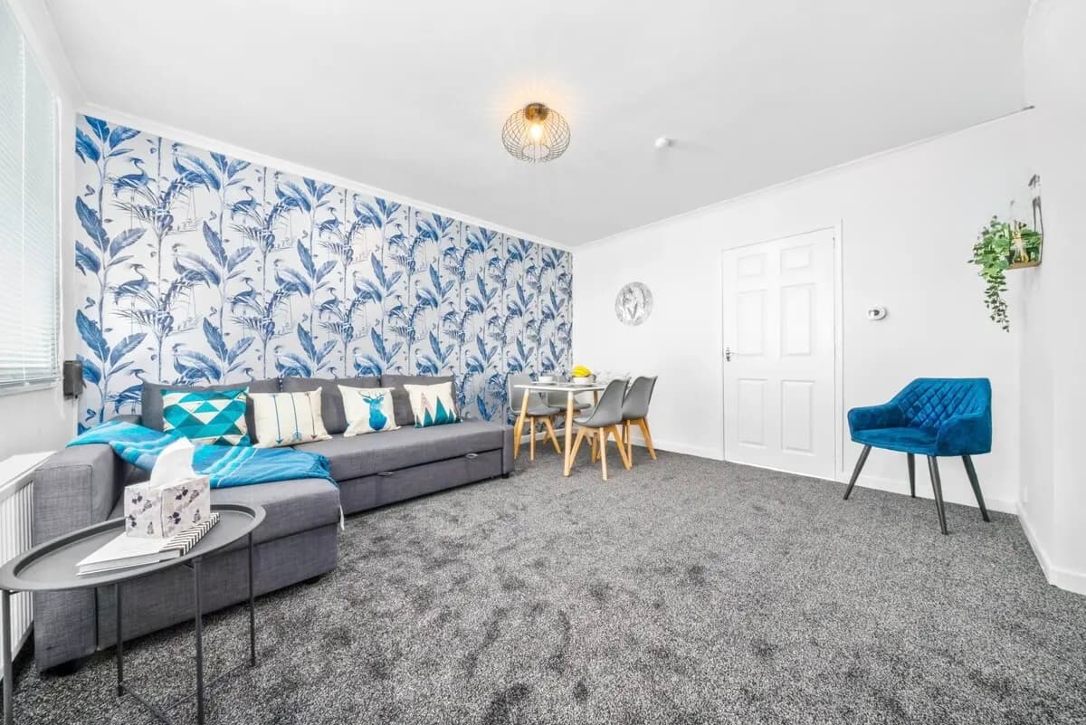 2 Bedroom House
