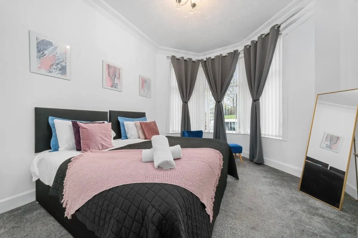 1 Bedroom Apartment