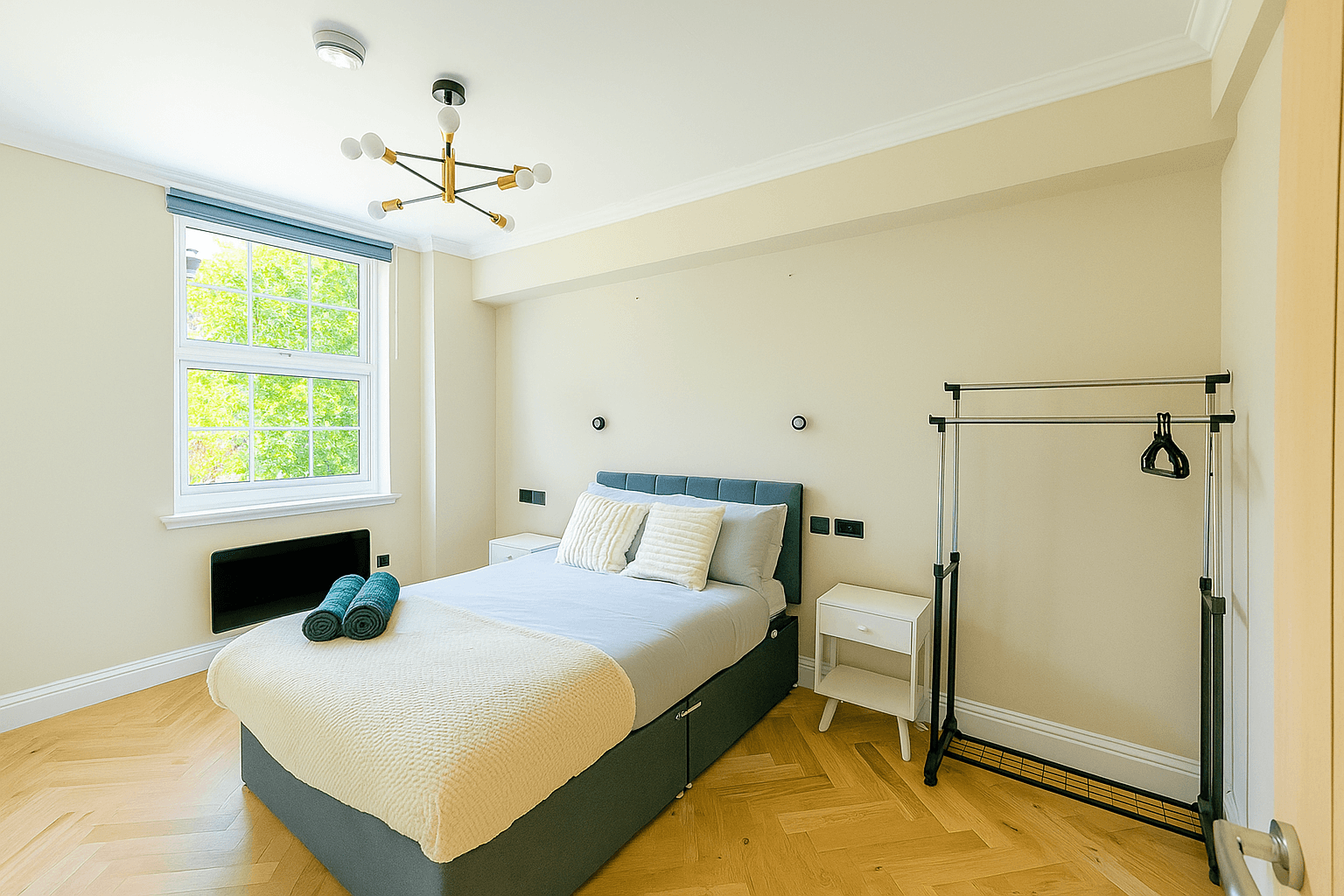 1 Bedroom Apartment