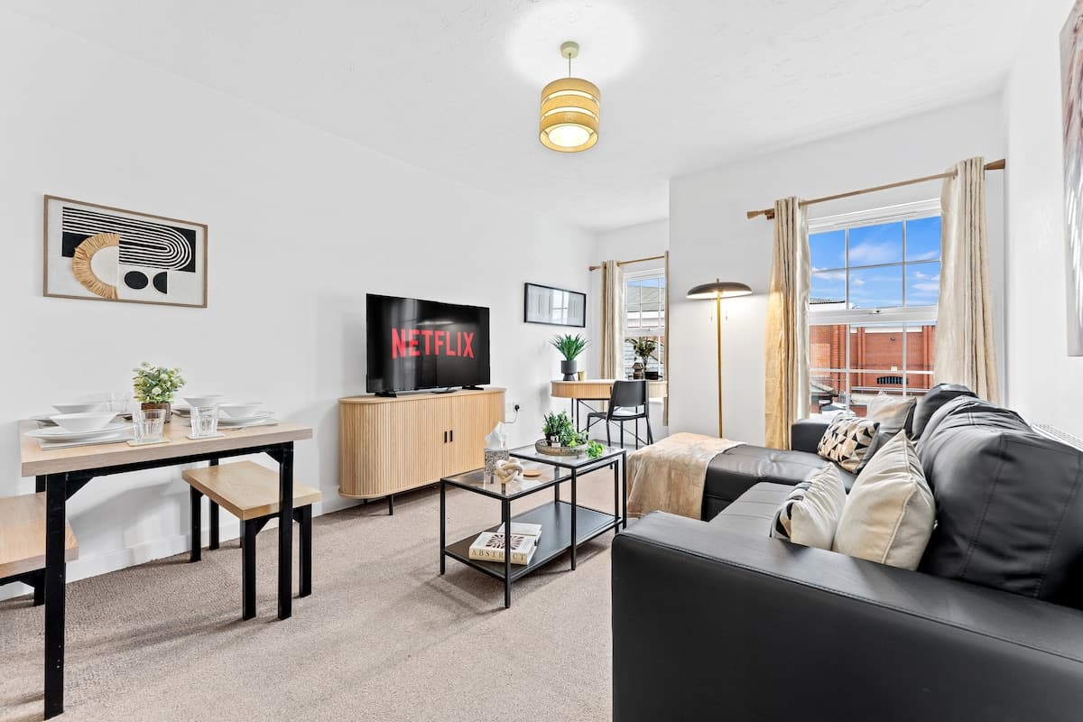 2 Bedroom Apartment