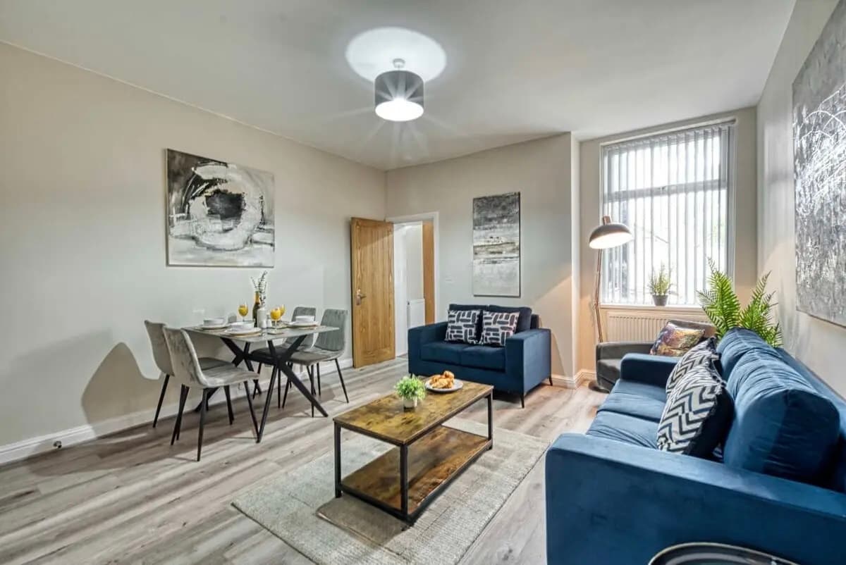 5 Bedroom House